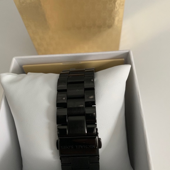 Michael Kors watch - woman’s authentic